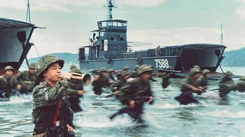 1977_GK 1008.jpeg